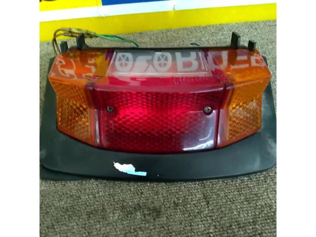 【 VT250FE/VT250Z・MC08】 HONDA 純正テールランプ