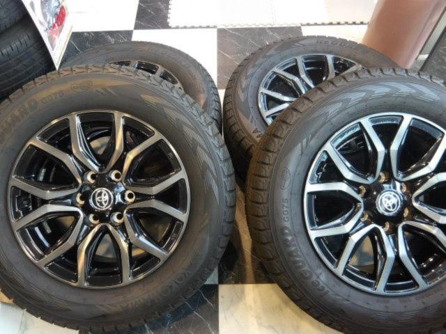 トヨタ純正(TOYOTA)  ハイラックス GR SPORT  + YOKOHAMA(ヨコハマ) ICE GURD G075