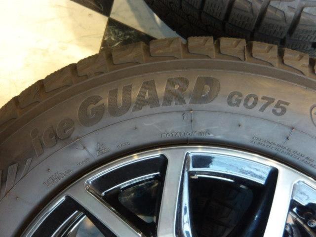 トヨタ純正(TOYOTA)  ハイラックス GR SPORT  + YOKOHAMA(ヨコハマ) ICE GURD G075