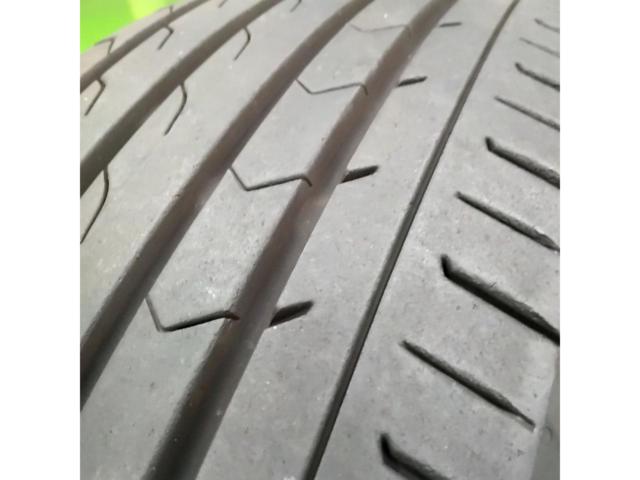 *2 *YOKOHAMABluEarth-RV
RV03
225 / 60R18