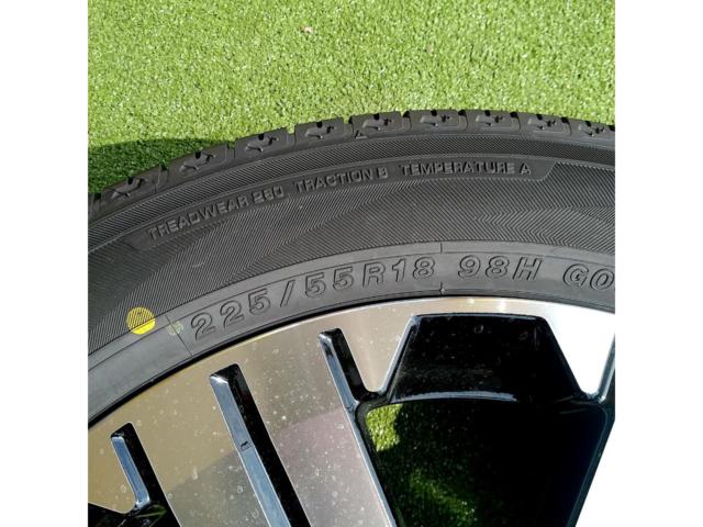 【三菱純正】 デリカD5純正ホイール+【YOKOHAMA】GEOLANDAR SUV  G055