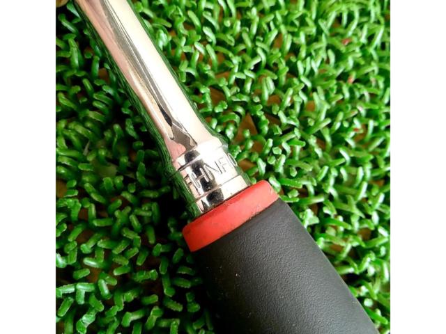 Snap-on
3/8 SQ
Swivel head ratchet
FHNF100