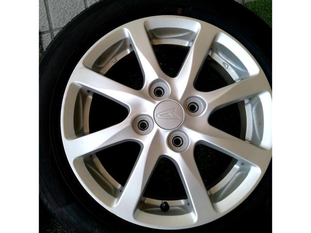 Genuine Daihatsu parts
Move genuine wheels + YOKOHAMA BluEarth-ES
ES32