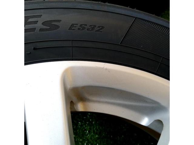 Genuine Daihatsu parts
Move genuine wheels + YOKOHAMA BluEarth-ES
ES32