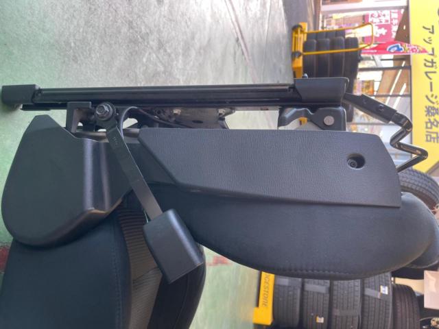 Mazda Genuine BM5FP
Acceleration
Genuine sheet
Driver side