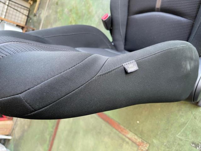 Mazda Genuine BM5FP
Acceleration
Genuine sheet
Driver side