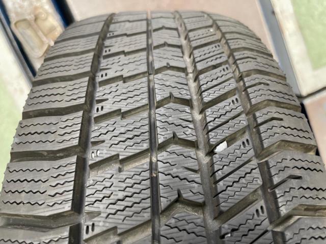 weds(ウェッズ) VELVA(ヴェルヴァ) TESALIA  + GOODYEAR(グッドイヤー) ICE NAVI8 4本セット