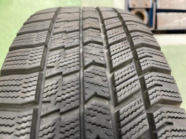 weds(ウェッズ) VELVA(ヴェルヴァ) TESALIA  + GOODYEAR(グッドイヤー) ICE NAVI8 4本セット