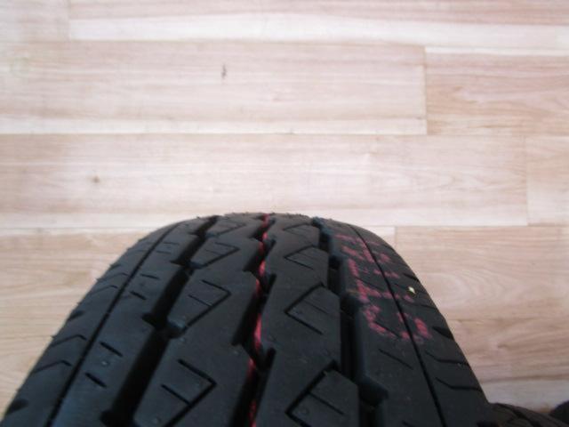  With unused labels  BRIDGESTONE
V600 (manufactured in 2026) 195/80R15