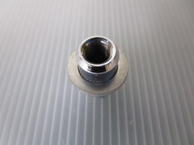 TOYOTA
Genuine nut M12xP1.5
20]