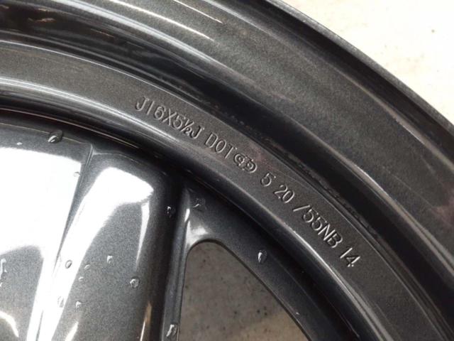 JB64系ジムニー純正スチールホイール