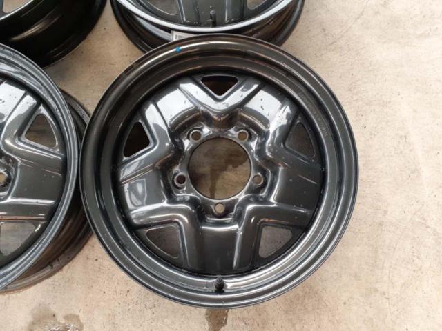JB64系ジムニー純正スチールホイール