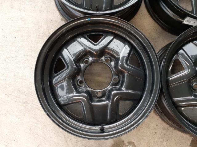 JB64系ジムニー純正スチールホイール