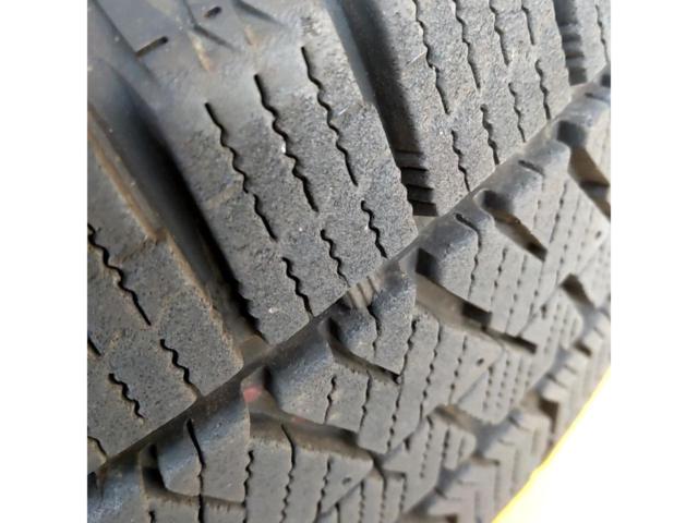 Blue container BRIDGESTONE
BLIZZAK
VRX2
165 / 55R15
Made in 2023