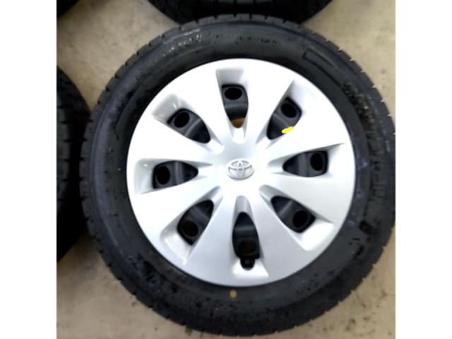 年数違い TOYOTA(トヨタ) アクア 10系 純正スチールホイール  + GOODYEAR(グッドイヤー) ICE NAVI 7