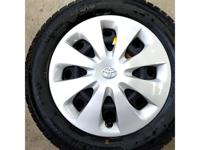 年数違い TOYOTA(トヨタ) アクア 10系 純正スチールホイール  + GOODYEAR(グッドイヤー) ICE NAVI 7