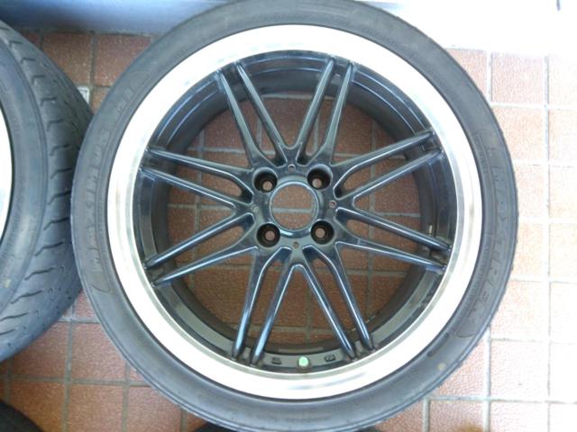 Unknown Manufacturer
Polished rim
Double 8-spoke
Wheel only four