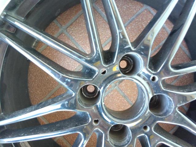 Unknown Manufacturer
Polished rim
Double 8-spoke
Wheel only four