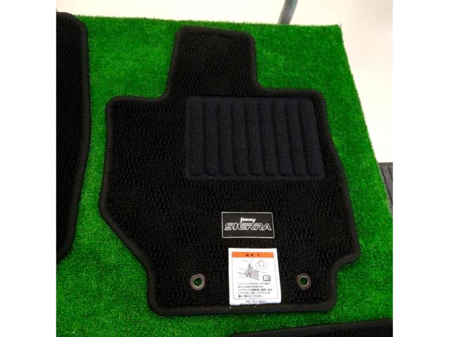 Suzuki genuine floor mats
