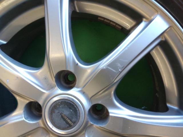 YOKOHAMA
Millous
7-spoke
+
YOKOHAMA
BluEarth
175 / 65R15