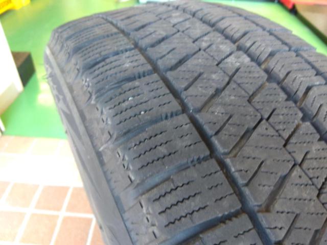 Subaru genuine VM series
Revu~ogu
Genuine wheels + BRIDGESTONE BLIZZAK
VRX2
215 / 45R18
