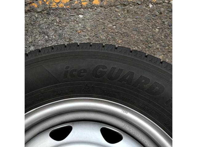 For mini trucks/mini vans!
Manufacturer unknown
Steel multi-wheel + YOKOHAMA
ICE
GUARD
iG91