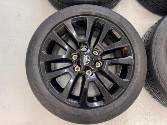TOYOTA ランドクルーザープラド ブラックエディション/150系 後期 アルミホイール + NANKANG Passion CW-20 107/105T 8P.R.