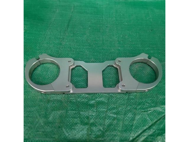 Other front fork stabilizers
Zephyr 1100/XJR1200/XJR1300 etc.
