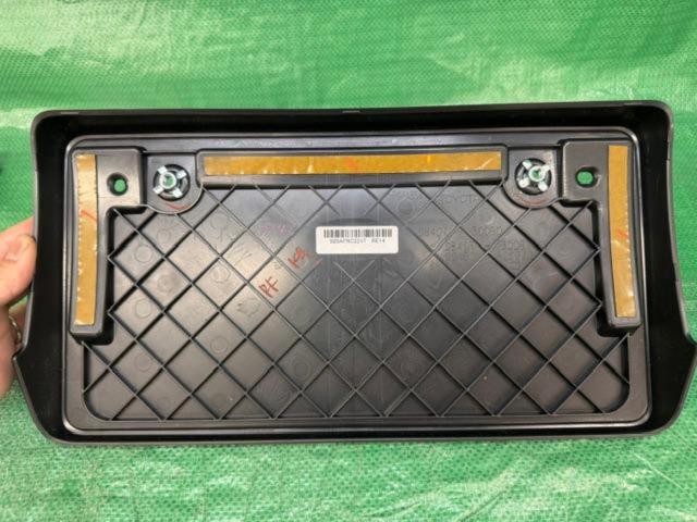 【レクサス純正】ナンバーベース GS/GWL10 後期