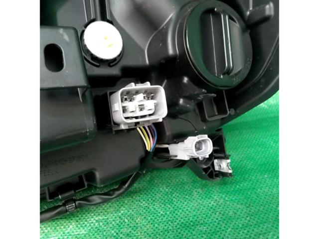 【ダイハツ純正】LEDヘッドライト ※右側のみ ムーヴ キャンバス/LA850S･LA860S