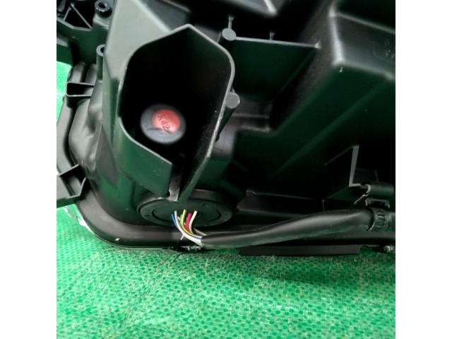 【ダイハツ純正】LEDヘッドライト ※右側のみ ムーヴ キャンバス/LA850S･LA860S
