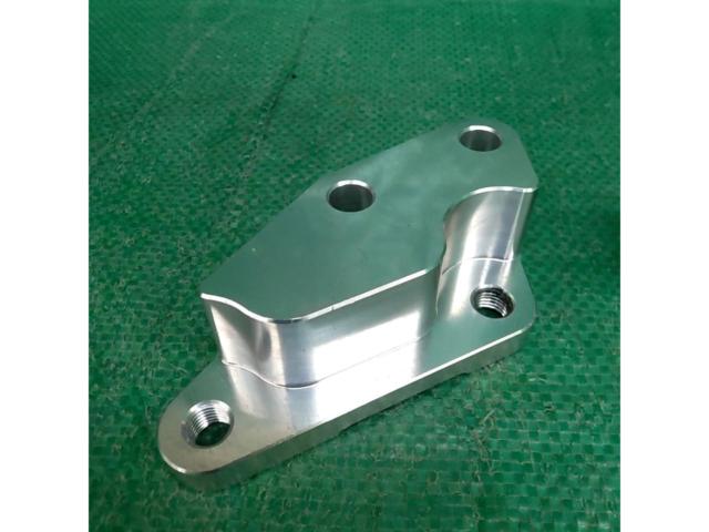 ACTIVE Caliper Support
(Brembo
(Compatible with 40mm pitch and large rotor diameter)
26.5mm offset specification
GSX1100S (FE not available)
