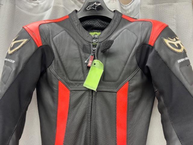 ☆値下げしました☆ BERIK RACE-DEP 2.0 Mサイズ(お客様情報)