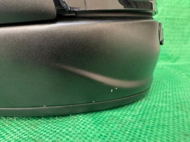  Drops 
Arai
Astro
GX
L size (59.60 cm)
With smoked shield