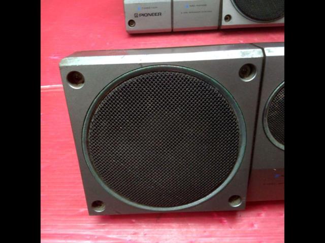 Defective PIONEER TS-X8
Lonesome Cowboy
Standing speaker
