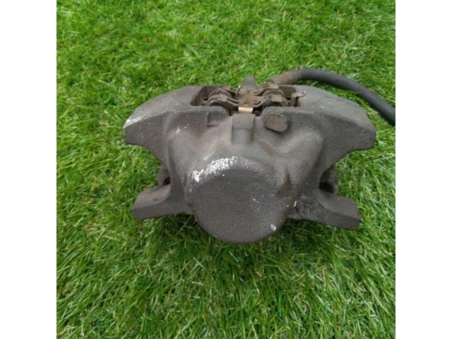 TOYOTA (Toyota)
Mark Ⅱ / JZX110
Genuine
Rear brake caliper
Right and left
2 split