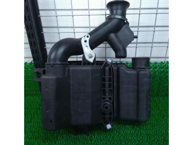 【スズキ純正(SUZUKI)】MH21S/ワゴンR純正エアクリーナーBOX/ケース