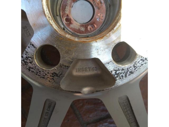 Wheels only: YOKOHAMA
LAYCEA
Spoke wheels