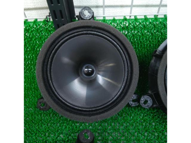 [Toyota original
(Made by Pioneer)
Speaker
4 pieces set