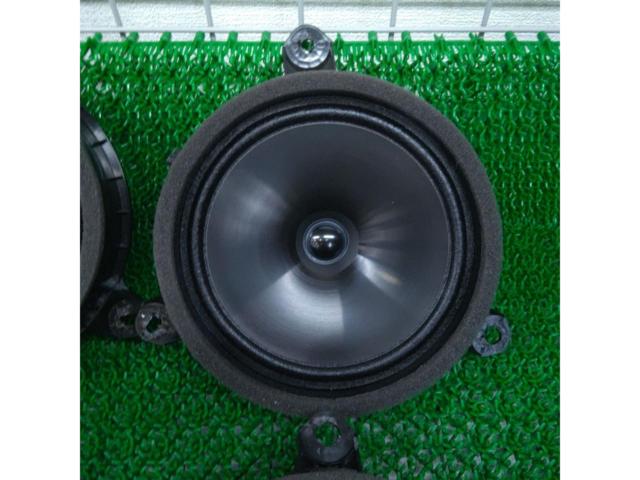 [Toyota original
(Made by Pioneer)
Speaker
4 pieces set