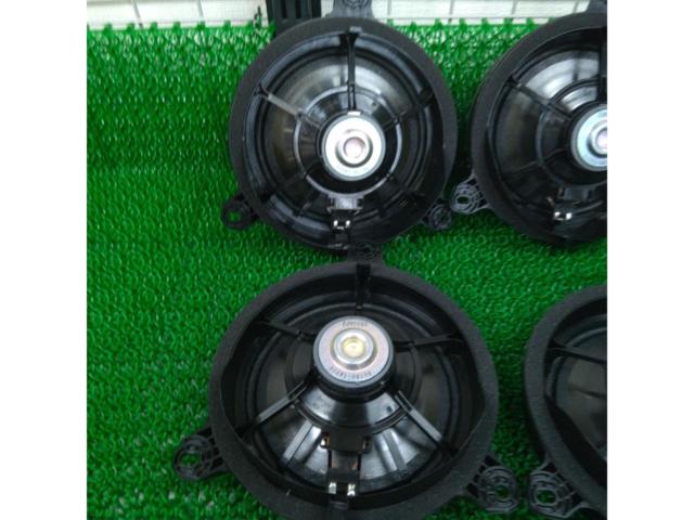 [Toyota original
(Made by Pioneer)
Speaker
4 pieces set