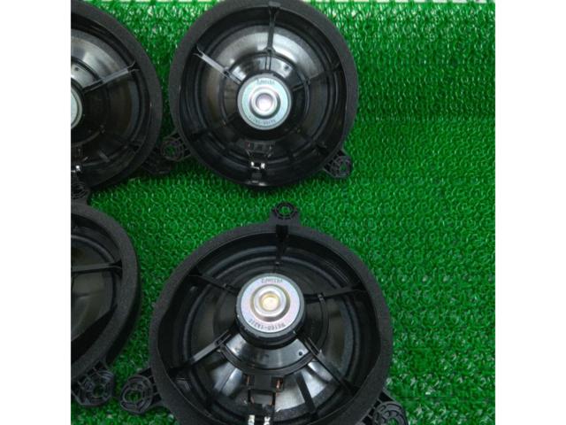 [Toyota original
(Made by Pioneer)
Speaker
4 pieces set