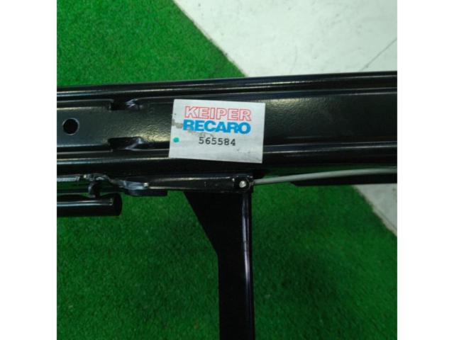 【RECARO】シートレール『2081.352.2』運転席側