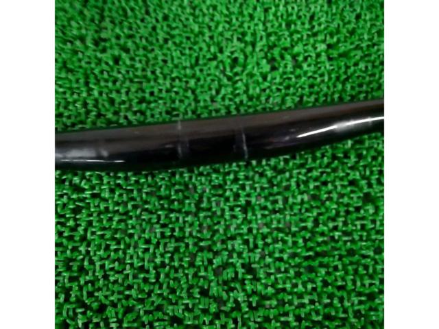※ステム・レバークランプ痕、バーエンドカット有り THOMSON 型番不明 Φ31.8mm 幅約600mmカーボンフラットハンドルバー