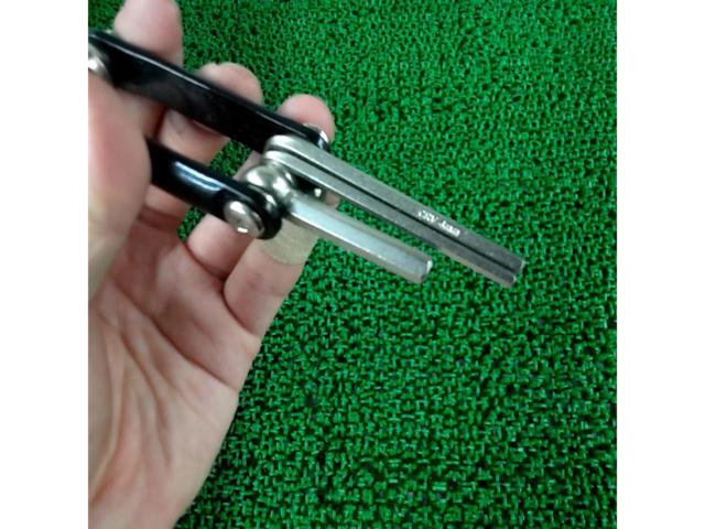 ※開閉動作重い メーカー不明 マルチツール