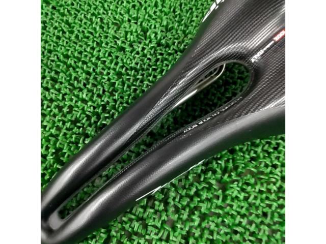selle smp HELL サドル