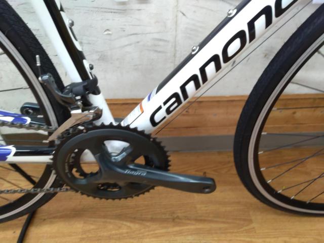 CANNONDALE CAAD8 2015年頃モデル 700×25C 2×10S アルミロードバイク ホワイト/ブルー サイズ48 適応身長:160-167cm