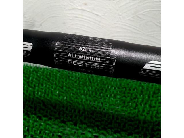 Φ25.4/400mm BNVB アルミドロップハンドルバー