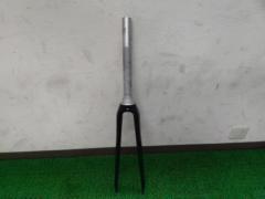 コラム長:270mm/エンド幅:100mm/700C対応 メーカー不明 カーボンフォーク アルミコラム 1-1/4