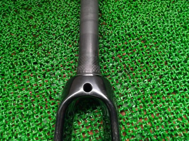 コラム長210mm/エンド幅100/700C対応 メーカー不明 フルカーボンフロントフォーク 1-1/8